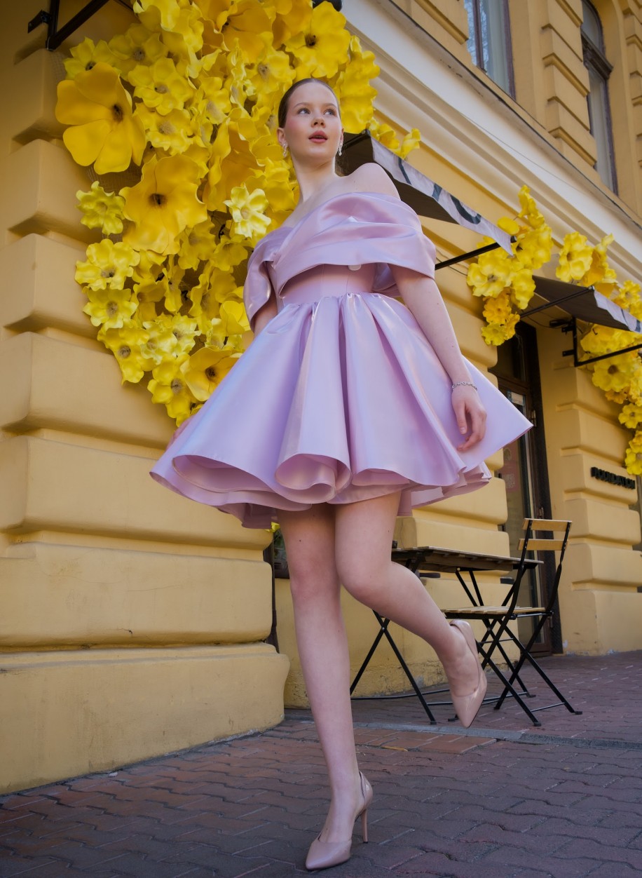 Коротка пишна сукня La Novale 162/3