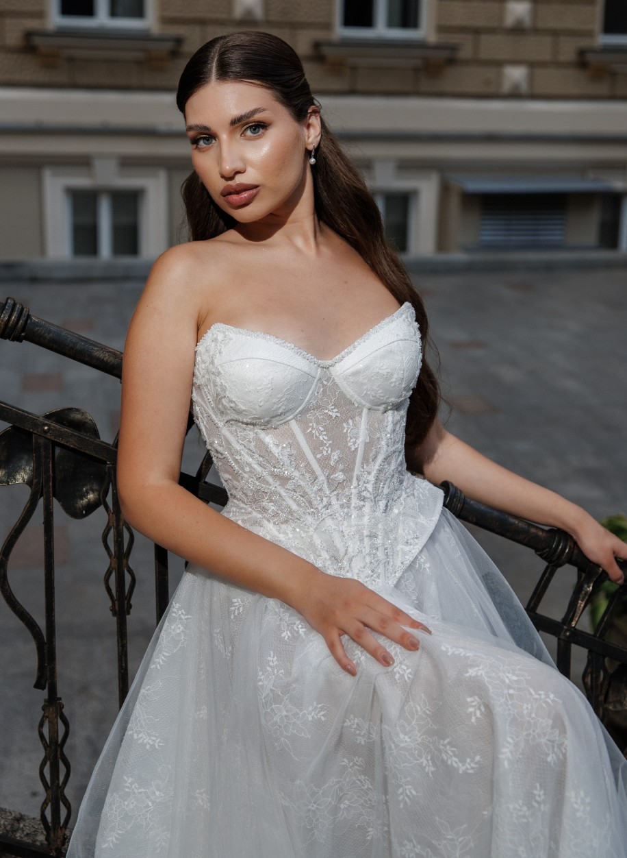 Мереживний весільний корсет і спідниця La Novale 0194