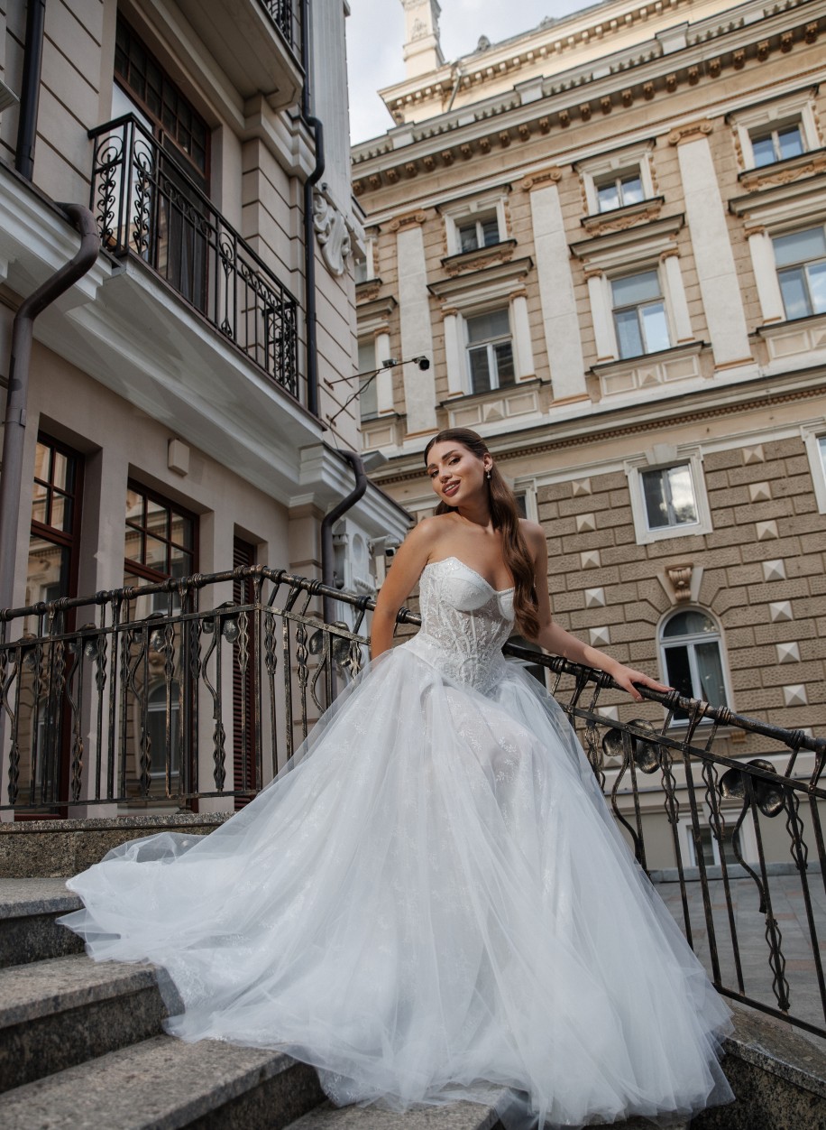 Мереживний весільний корсет і спідниця La Novale 0194